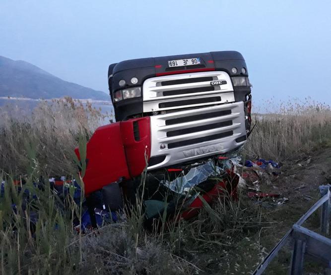 Üniversitelilerin otostop macerası acı bitti