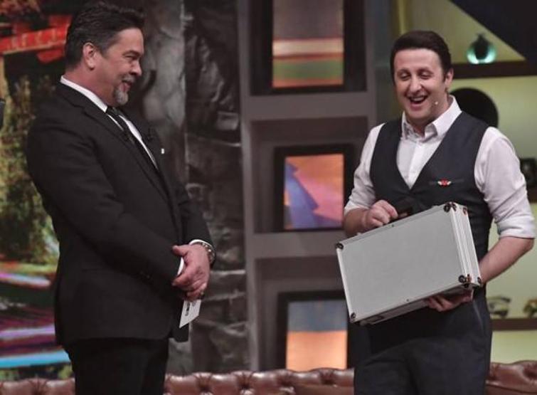 Beyaz Show 13 Nisan konukları açıklandı mı (Kanal D yayın akışı 13 Nisan)