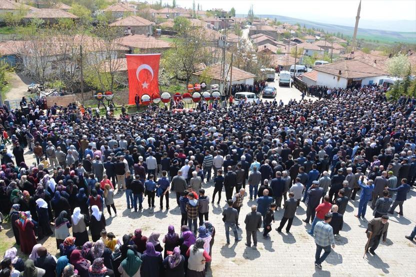 Şehit Şahin son yolculuğuna uğurlandı