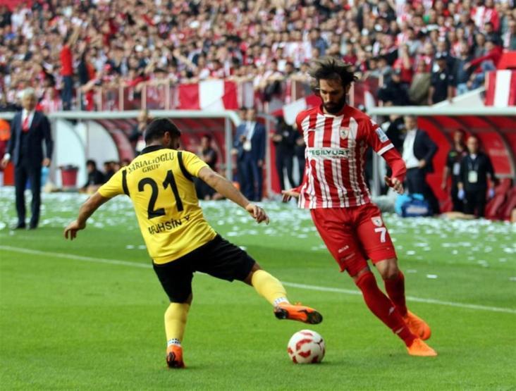 Yunan futbolcu Samaras Samsunsporu şikayet etmedi