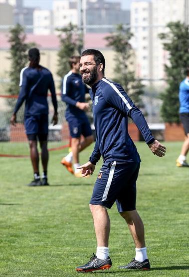 Arda Turan neşe saçtı