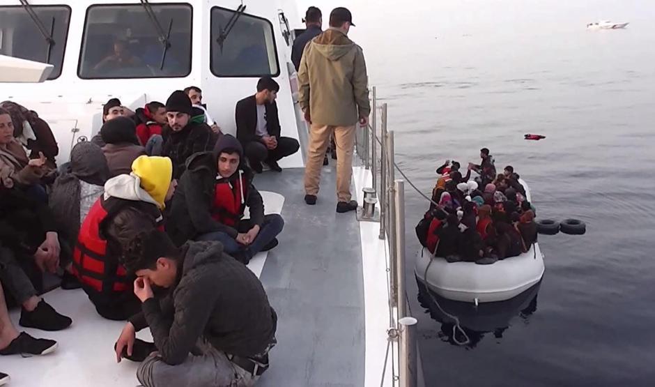 Egede lastik botlarda 234 kaçak yakalandı