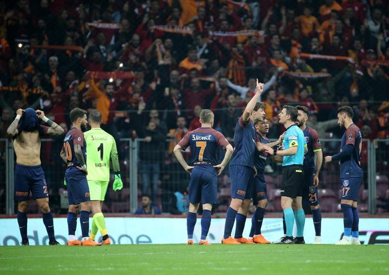 Galatasarayın kaderini 3 deplasman maçı belirleyecek