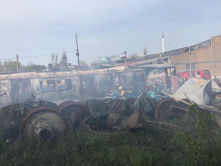 Son dakika... Haydarpaşa Garında yangın