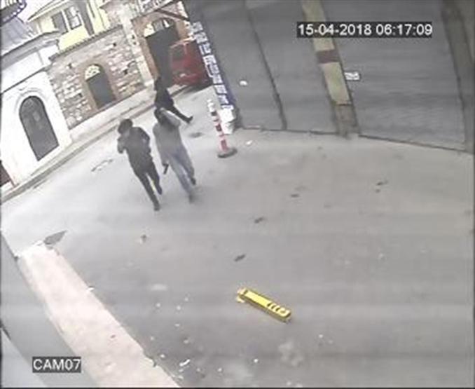 Oteli basıp lobide böyle kurşunladılar