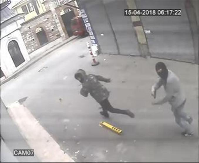 Oteli basıp lobide böyle kurşunladılar