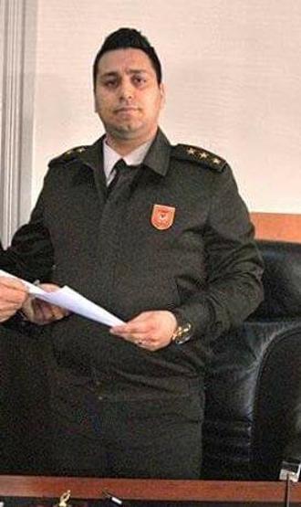 FETÖden açığa alınan yüzbaşı, askerlik şubesi önünde intihar etti