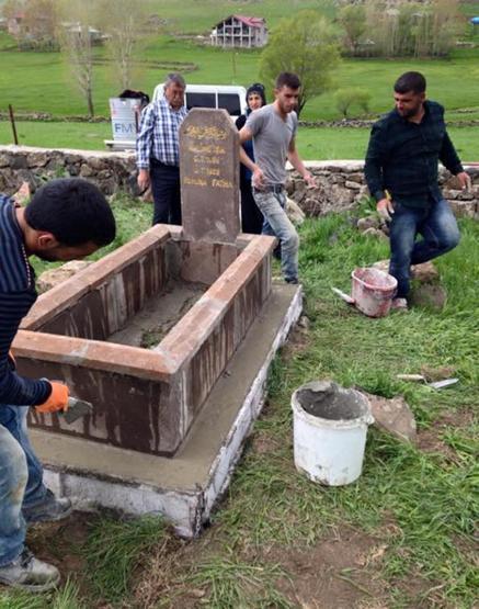 Bu tabela görenleri şaşırttı: Mezarda şok kampanya