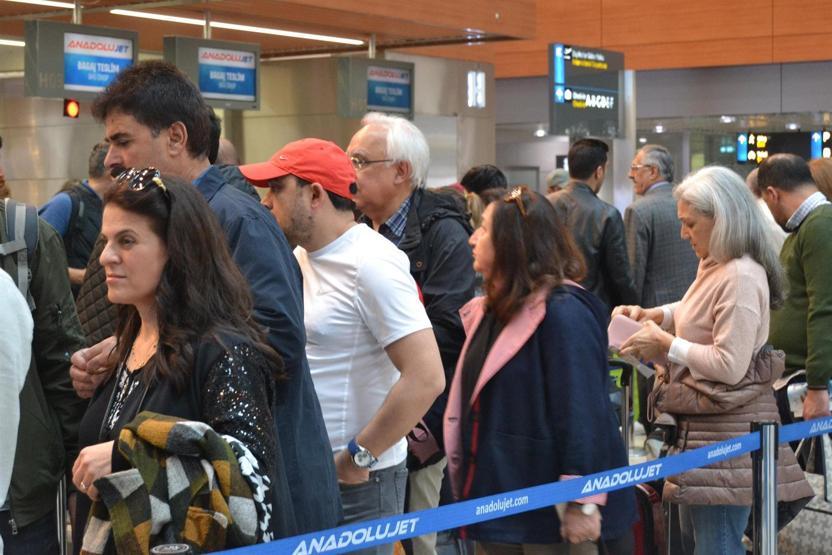 Tatil başladı Sabiha Gökçende büyük yoğunluk