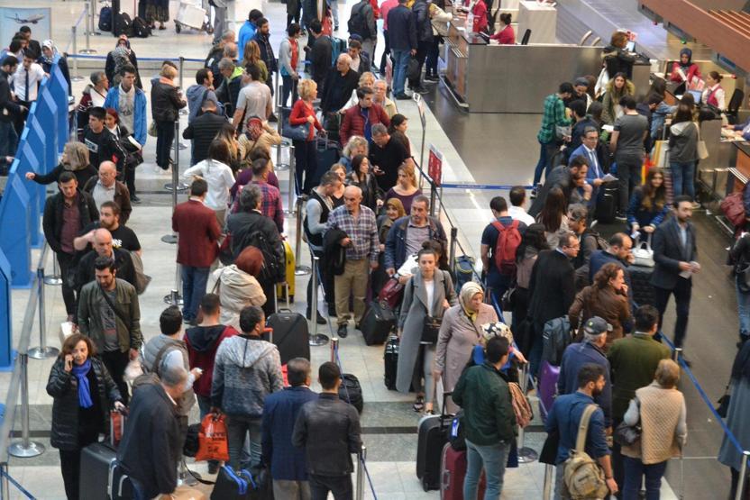 Tatil başladı Sabiha Gökçende büyük yoğunluk