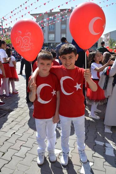 Türkiyeden 23 Nisan manzaraları