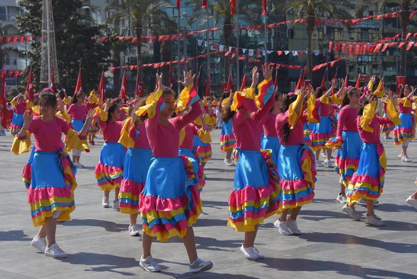 Türkiyeden 23 Nisan manzaraları