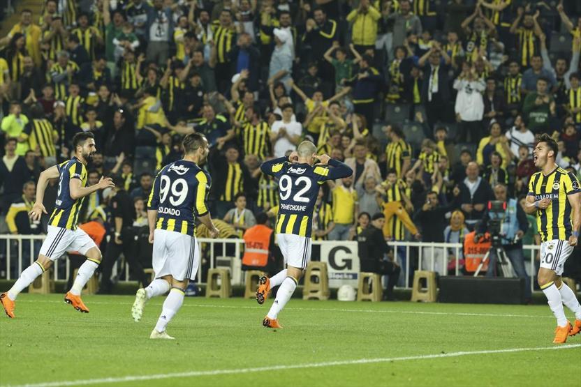 Fenerbahçe kazandı, zirveden kopmadı