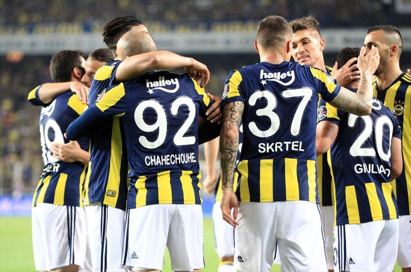 Fenerbahçe kazandı, zirveden kopmadı
