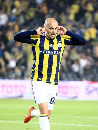 Fenerbahçe kazandı, zirveden kopmadı