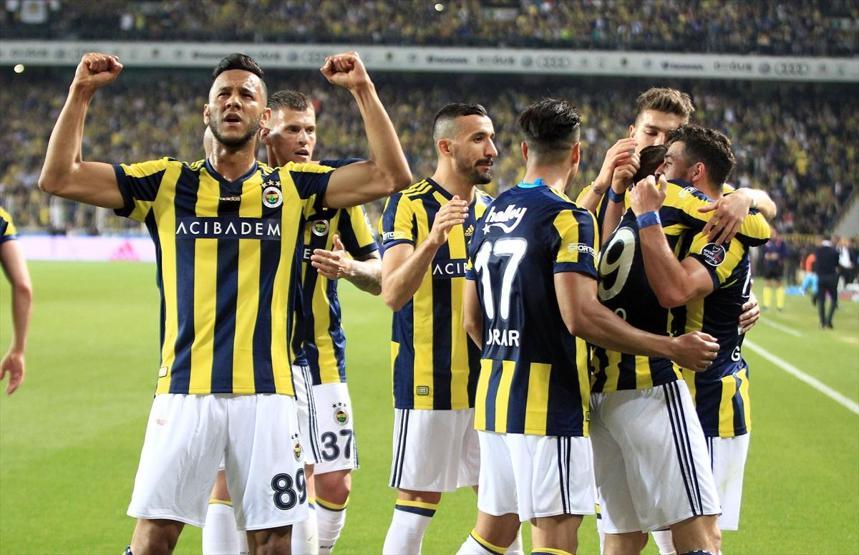 Fenerbahçe kazandı, zirveden kopmadı