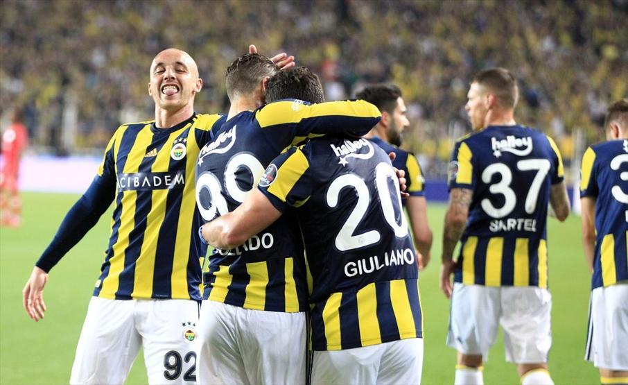 Fenerbahçe kazandı, zirveden kopmadı