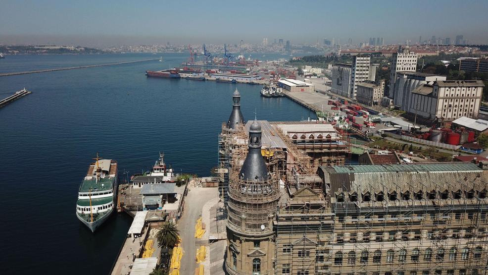 Haydarpaşa Garı eski günlerine dönmek için gün sayıyor