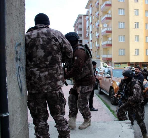 Erzurumda torbacılara şafak operasyonu