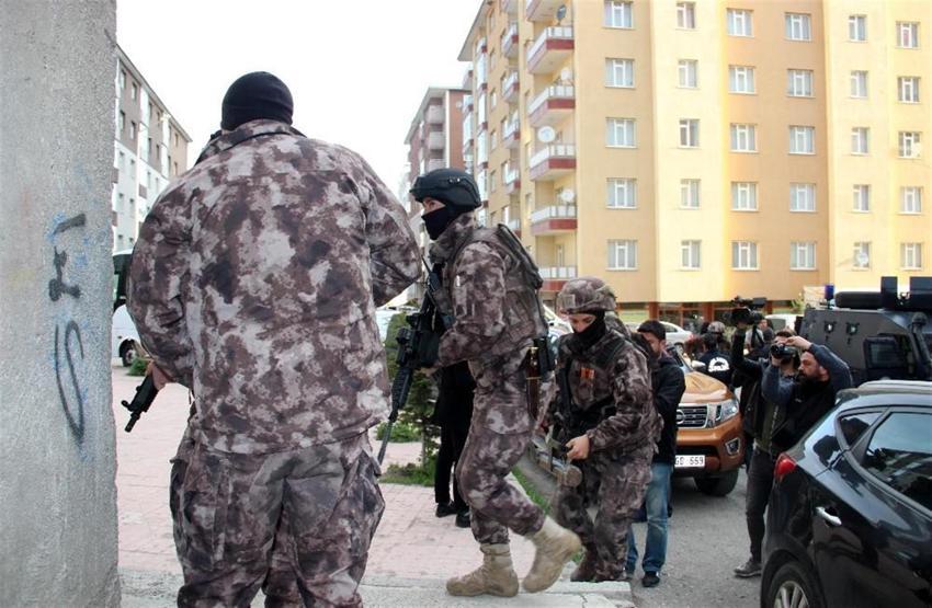 Erzurumda torbacılara şafak operasyonu