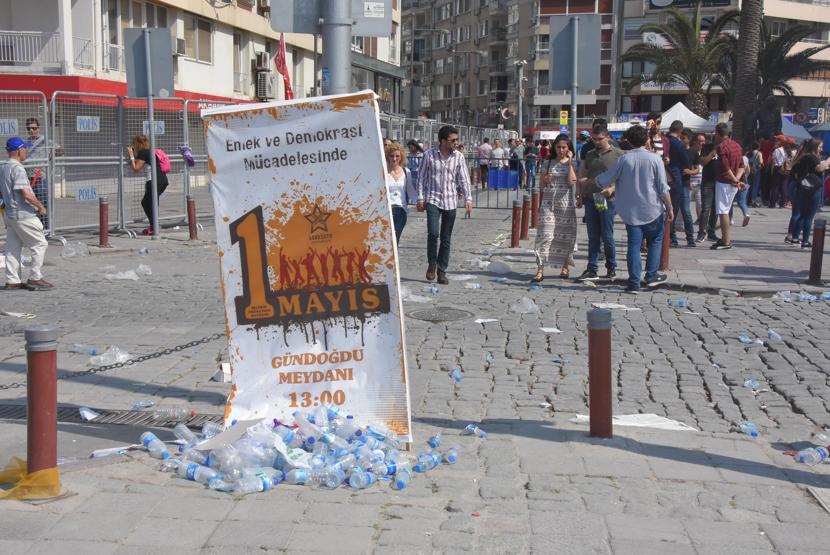 1 Mayıs kutlamalarından geriye çöpler kaldı