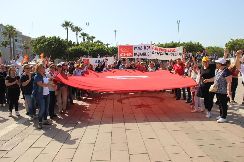 1 Mayıs kutlamalarının en acı fotoğrafı