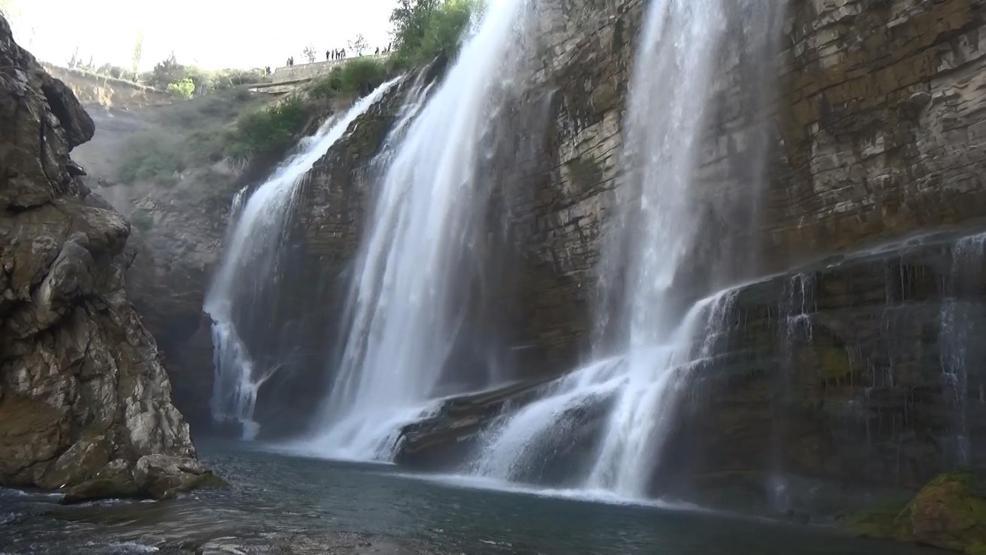 Tortum Şelalesi’ne ziyaretçi akını