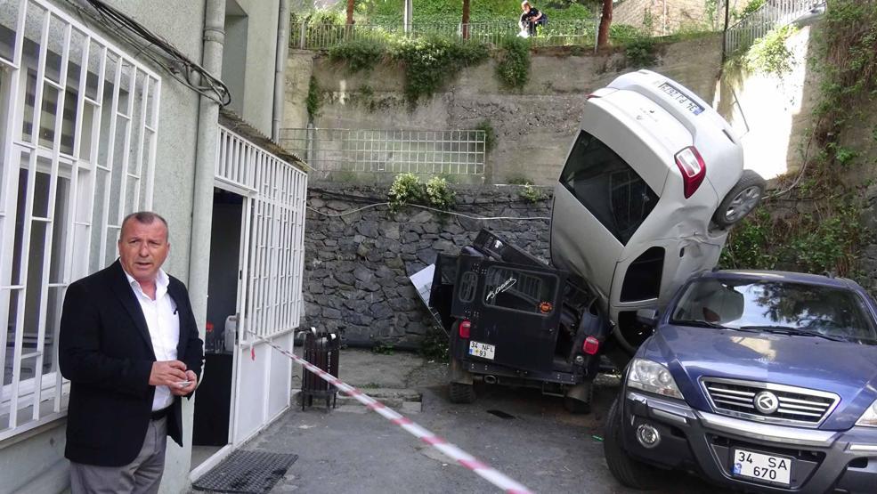 Beşiktaşta akılalmaz kaza Arabayı uçarken gördüm