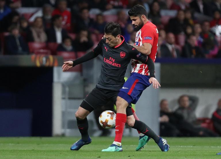 Mesut Özil için ağır ifadeler kullandı: Timsah gözyaşları