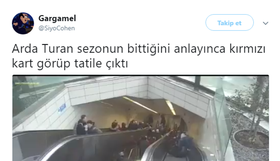Arda Turan hakemin üzerine yürüdü, sosyal medya yıkıldı
