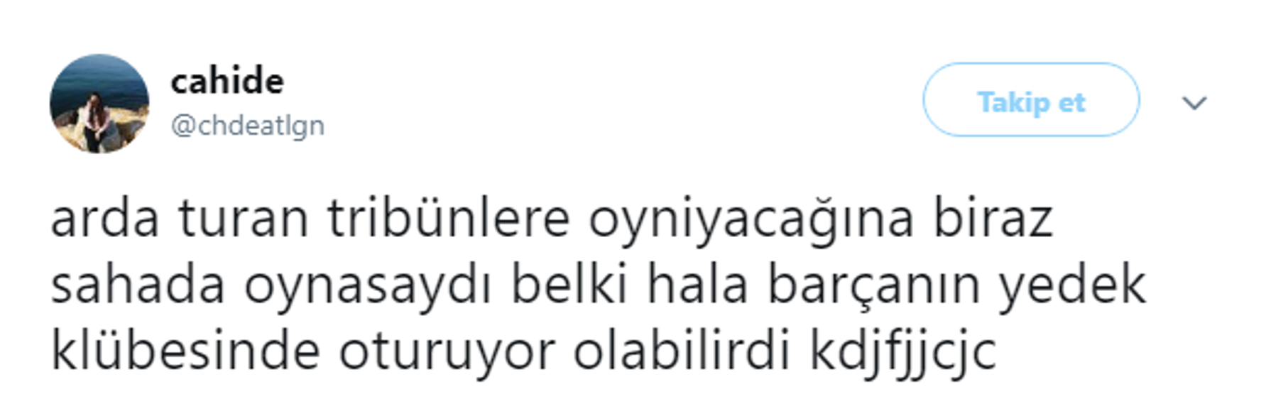 Arda Turan hakemin üzerine yürüdü, sosyal medya yıkıldı
