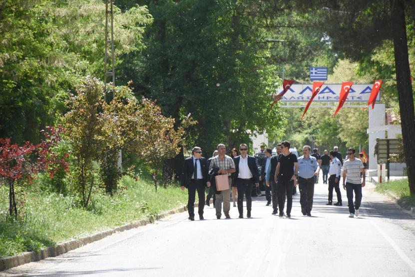 Yunanistanın gözaltına aldığı kepçe operatörü Türkiyede