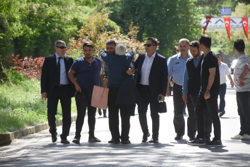 Yunanistanın gözaltına aldığı kepçe operatörü Türkiyede