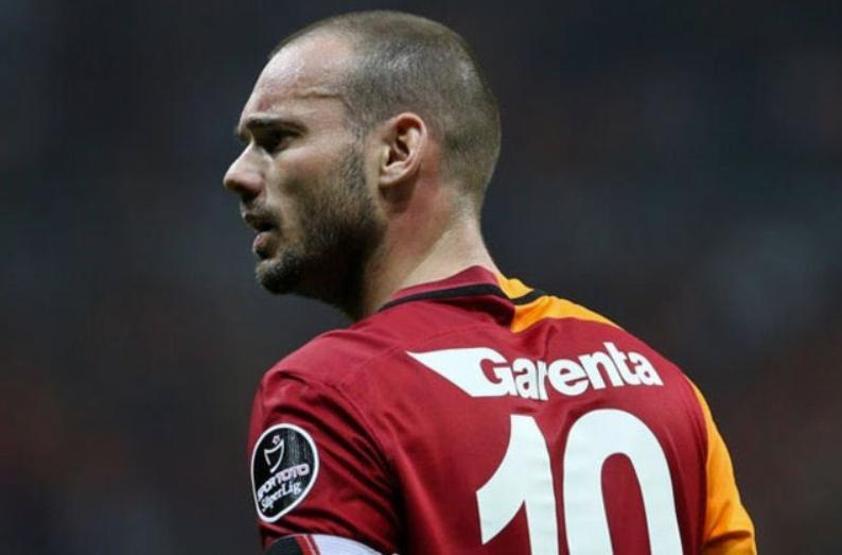 Wesley Sneijder: Galatasaraydan ayrılmaya hazır değildim