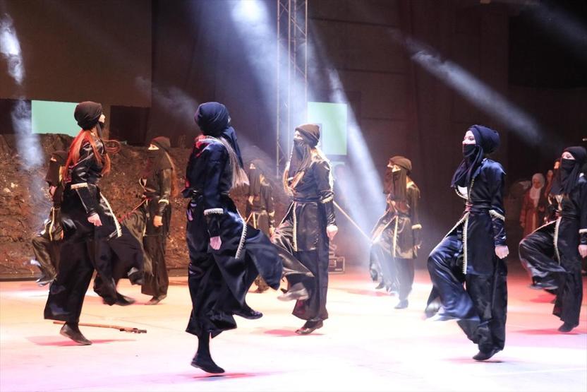 Liseli 120 öğrenciden Dumlupınar Müzikali