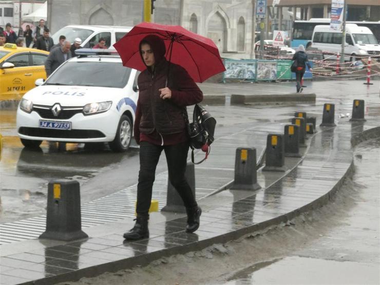 İstanbulda sağanak yağış