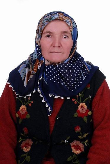 5 kişilik aile tek tabutta bebek mezarına defnedildi