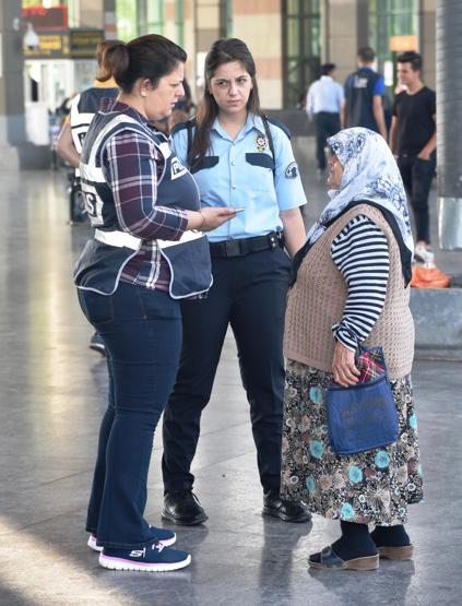 Antalyada 4 bin polisle huzur operasyonu