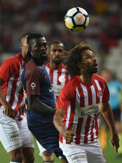 Antalya kaçırdı Başakşehir attı