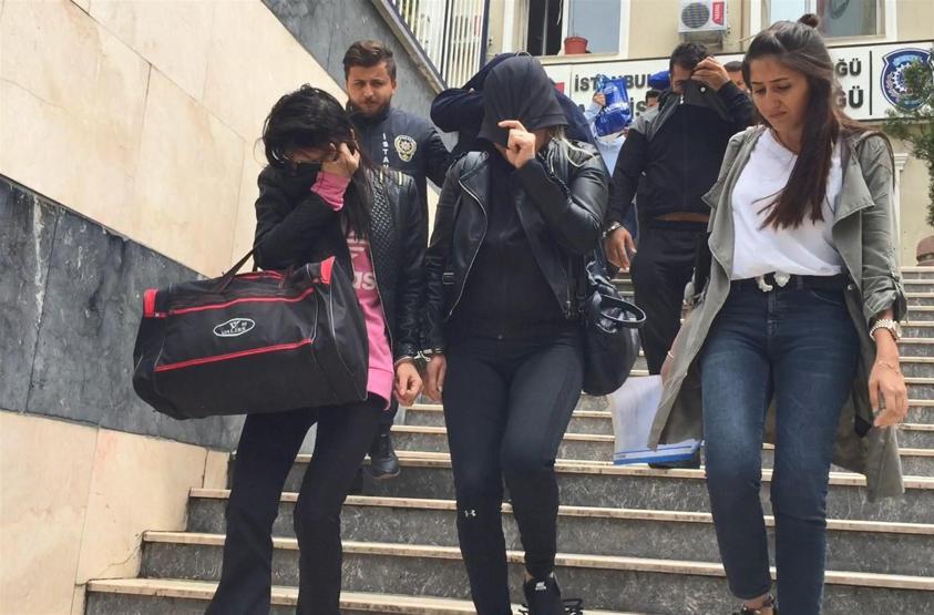 Hayırlı cumalar mesajı atan fuhuş çetesine operasyon: Biri hamile 15 kadın kurtarıldı