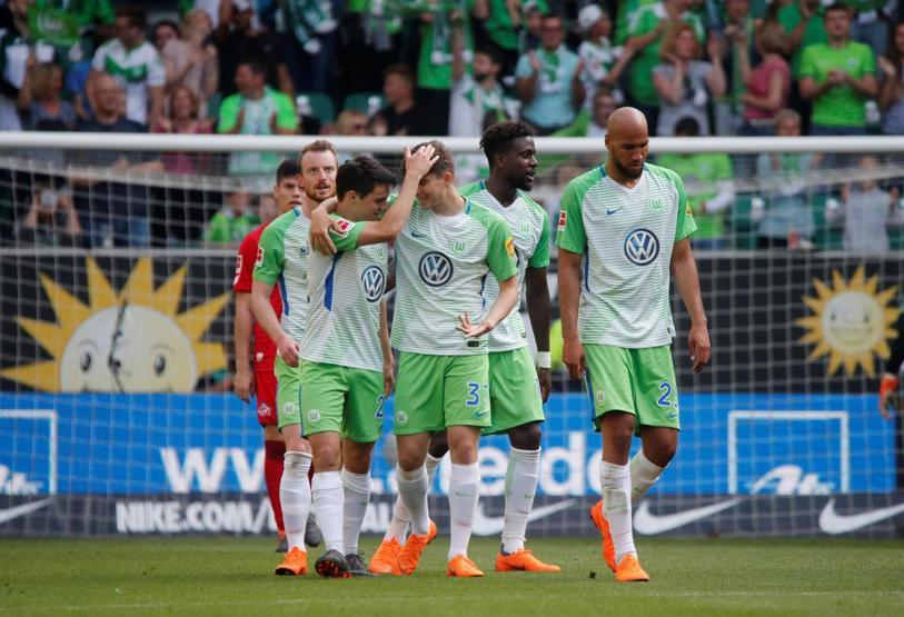 Hamburg 55 yıl sonra küme düştü
