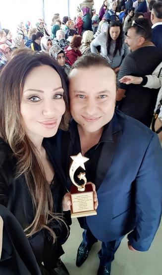 Gülben Ergene Yılın Annesi ödülü