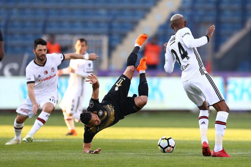 Rıdvan Dilmen: Oğuzhan 4 yıllık kontrat yaptı ama gizleniyor
