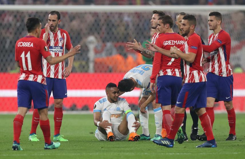 Griezmann, ağlayan Dimitri Payeti öperek teselli etti
