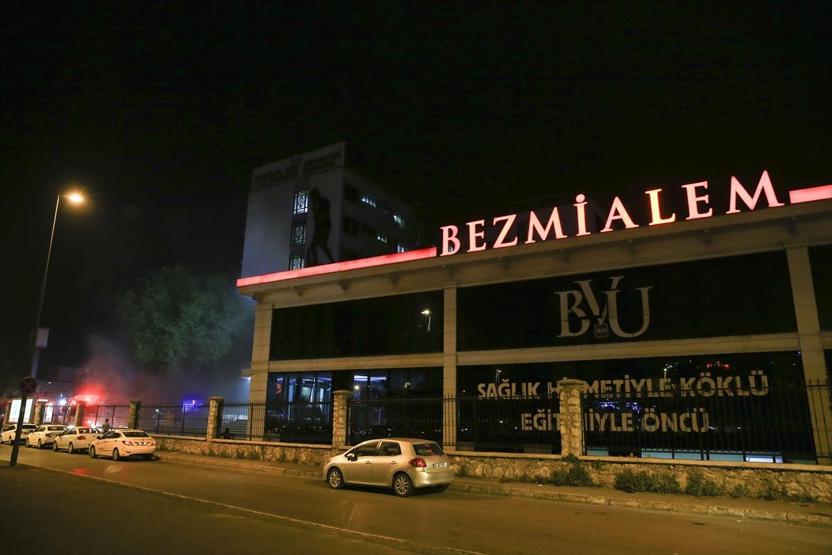Son Dakika... Bezmialem Hastanesinde sahur vakti yangın