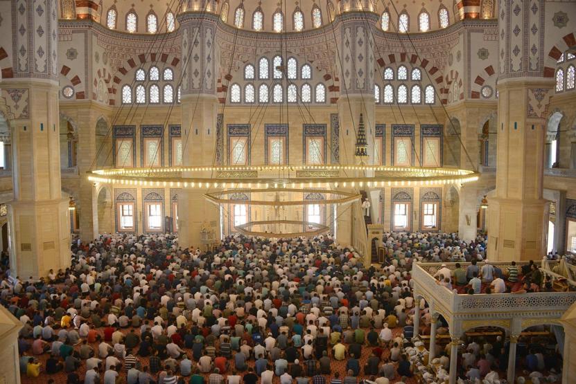 Türkiyenin en büyük camisinin sırları ve şifreleri