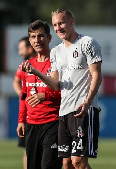 Beşiktaşta 7 futbolcu idmana çıkmadı