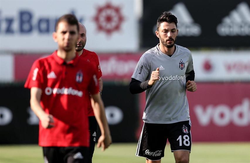 Beşiktaşta 7 futbolcu idmana çıkmadı