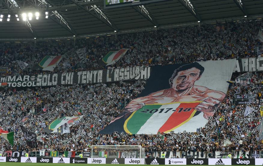 Gianluigi Buffon gözyaşları içinde veda etti