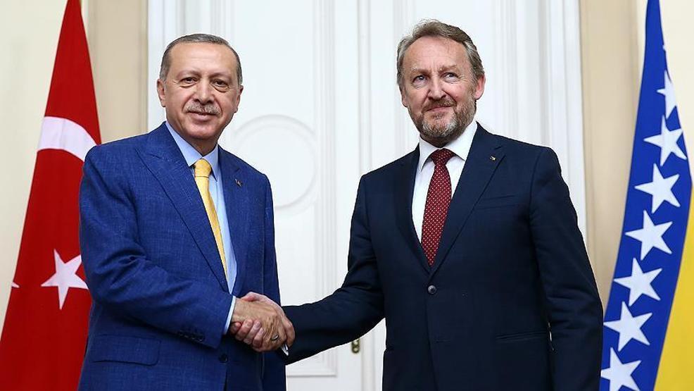 Cumhurbaşkanı Erdoğan, İzzetbegovic ile bir araya geldi